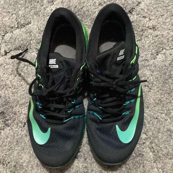 2016 Nike AirMax - Picture 1 of 5